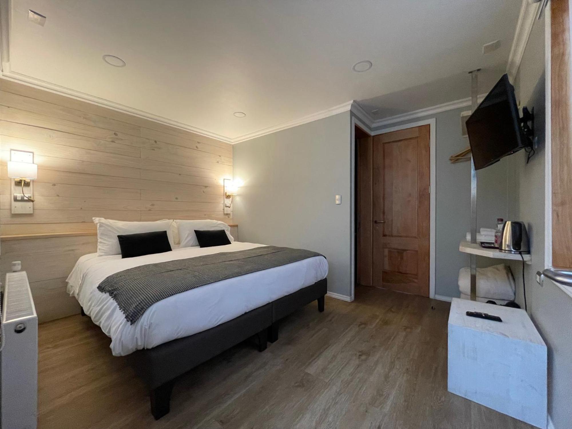 Hostal Boutique Puerta Roja Punta Arenas Zewnętrze zdjęcie